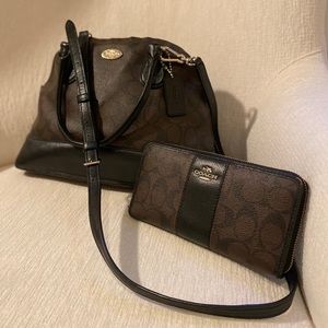 Coach purse/wallet set